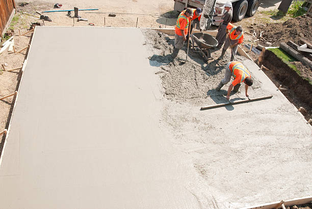 Best Concrete Patio Contractor  in Warsaw, MO